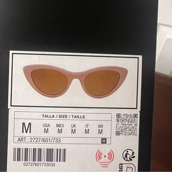 Kate Moss x Zara Cat eye sunglasses w plastic frames NWT. Lmtd Collaboration. main image 11